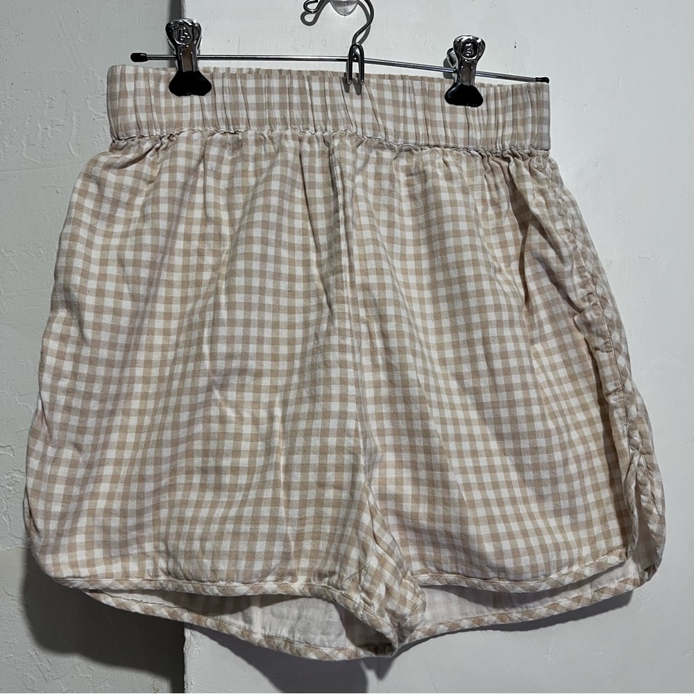 High Waist Tan and White Checkered Shorts : Box Ow5